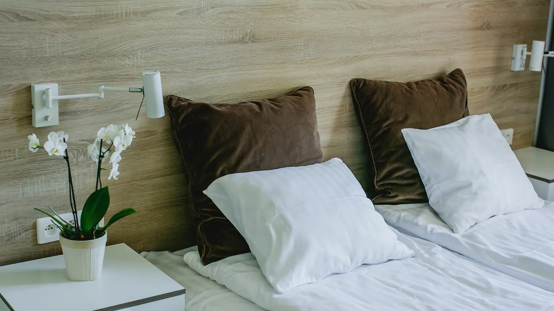 Apartment Swietokrzyska 32 - 2Br By Homeprime Warsaw